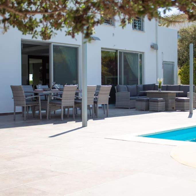 Villa Artemis Larnaka Exterior foto